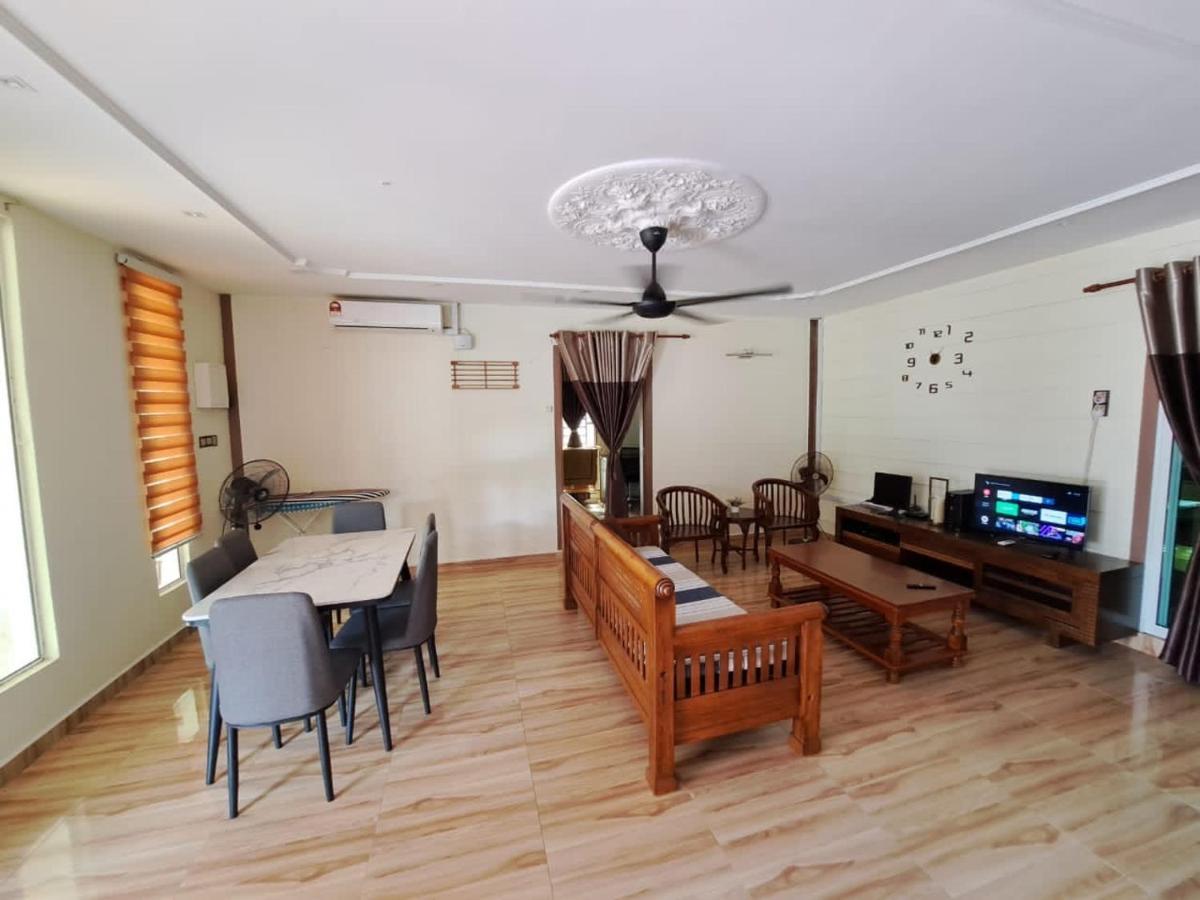 Rayyan Ashraf Homestay Κότα Μπάρου Εξωτερικό φωτογραφία